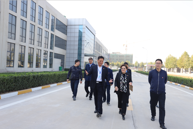 鄭州二七區委組織部常務副部長王波一行 蒞臨我公司考察指導黨建工作 鄭州二七區委組織部常務副部長王波一行 蒞臨我公司考察指導黨建工作