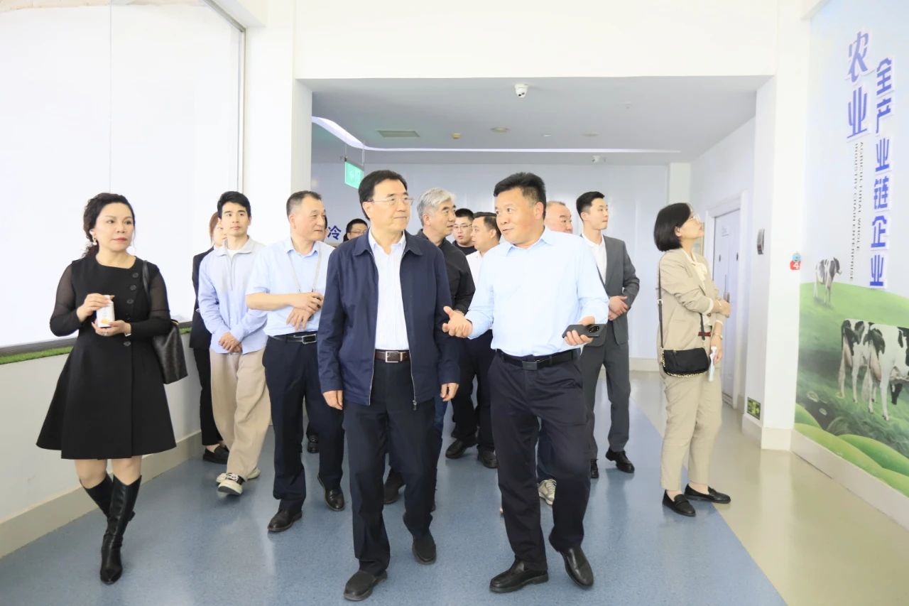 河南省2024國家“學(xué)生飲用奶計劃”推廣工作推進會在鄭州成功舉辦! 河南省2024國家“學(xué)生飲用奶計劃”推廣工作推進會在鄭州成功舉辦!