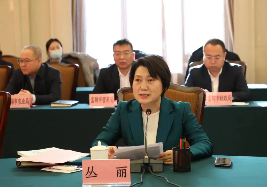 產業聯動促發展 合作共贏創未來 | 佳木斯市政府、富錦市政府與花花牛乳業集團正式簽署戰略合作協議 產業聯動促發展 合作共贏創未來 | 佳木斯市政府、富錦市政府與花花牛乳業集團正式簽署戰略合作協議