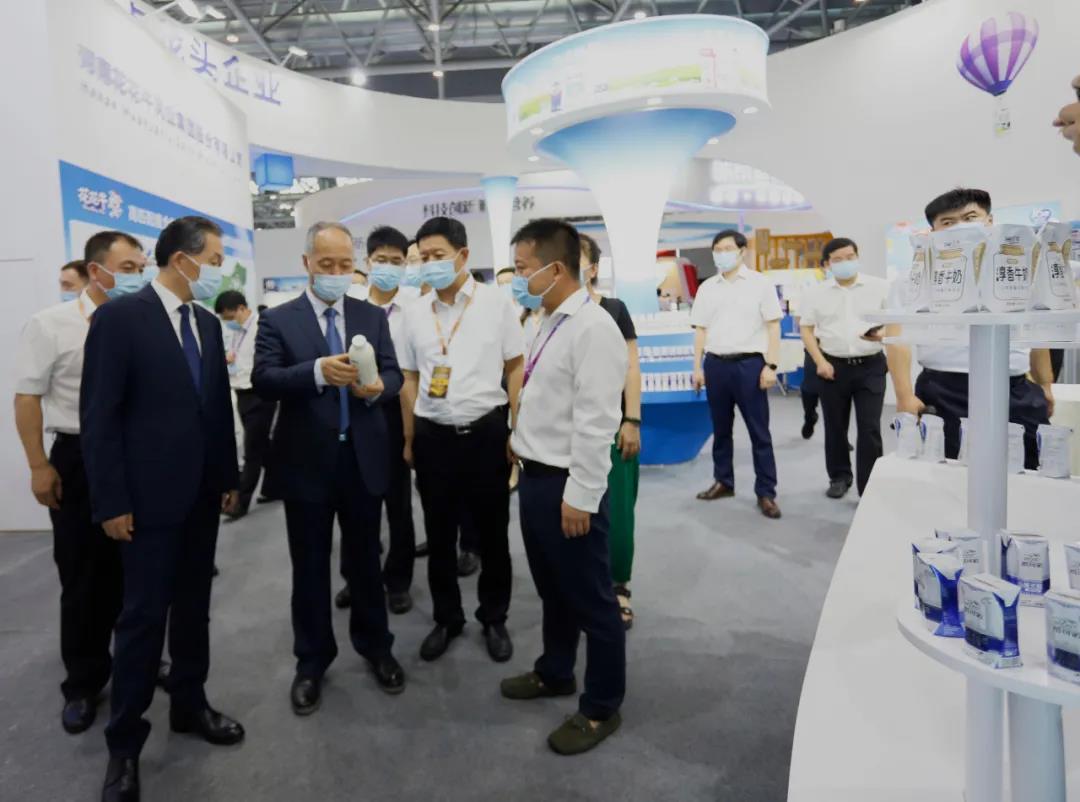 第十二屆中國奶業(yè)大會、中國奶業(yè)展覽會暨2021中國奶業(yè)20強(D20)峰會在合肥盛大召開 第十二屆中國奶業(yè)大會、中國奶業(yè)展覽會暨2021中國奶業(yè)20強(D20)峰會在合肥盛大召開