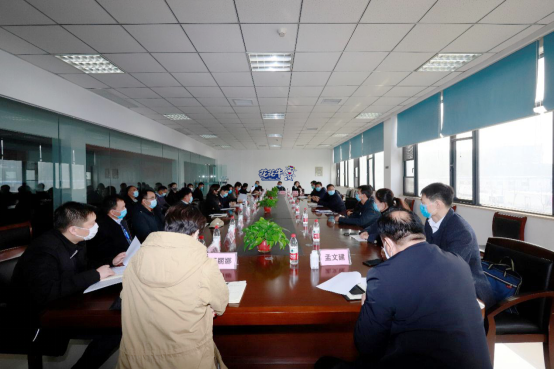 省委統戰部副部長張紅林一行蒞臨花花牛乳業集團 調研復工復產暨二七區民營經濟發展工作座談會 省委統戰部副部長張紅林一行蒞臨花花牛乳業集團 調研復工復產暨二七區民營經濟發展工作座談會