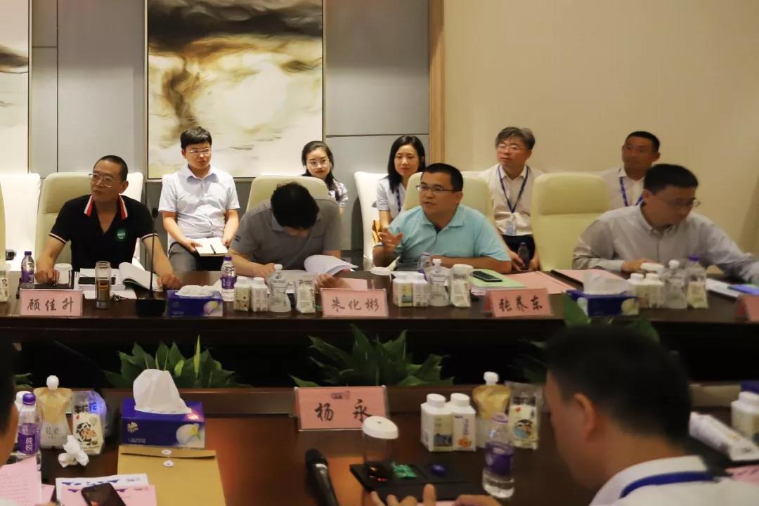 河南首家！花花牛乳業(yè)集團(tuán)通過優(yōu)質(zhì)乳工程驗(yàn)收