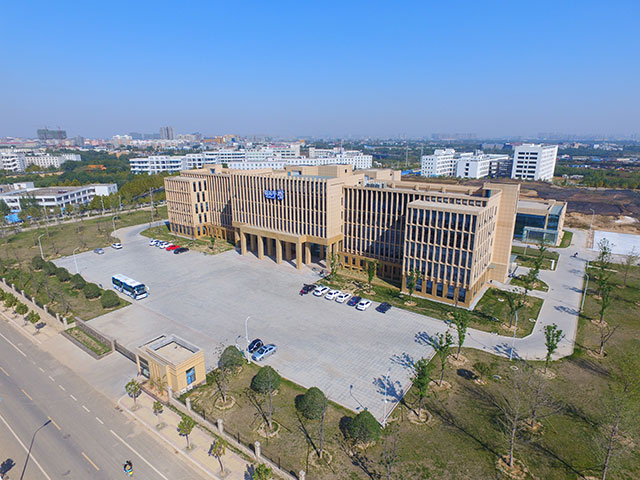 花花牛:務(wù)實、創(chuàng)新領(lǐng)潮市場 大企業(yè)體現(xiàn)大擔當 花花牛:務(wù)實、創(chuàng)新領(lǐng)潮市場 大企業(yè)體現(xiàn)大擔當