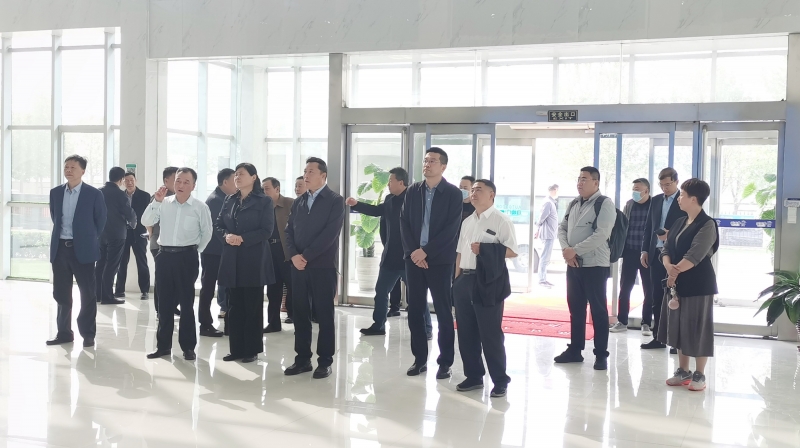 花花牛丨沈陽市人大常委會副主任曹鵬一行蒞臨花花?？疾熳? />
			</div>
		<div   id=